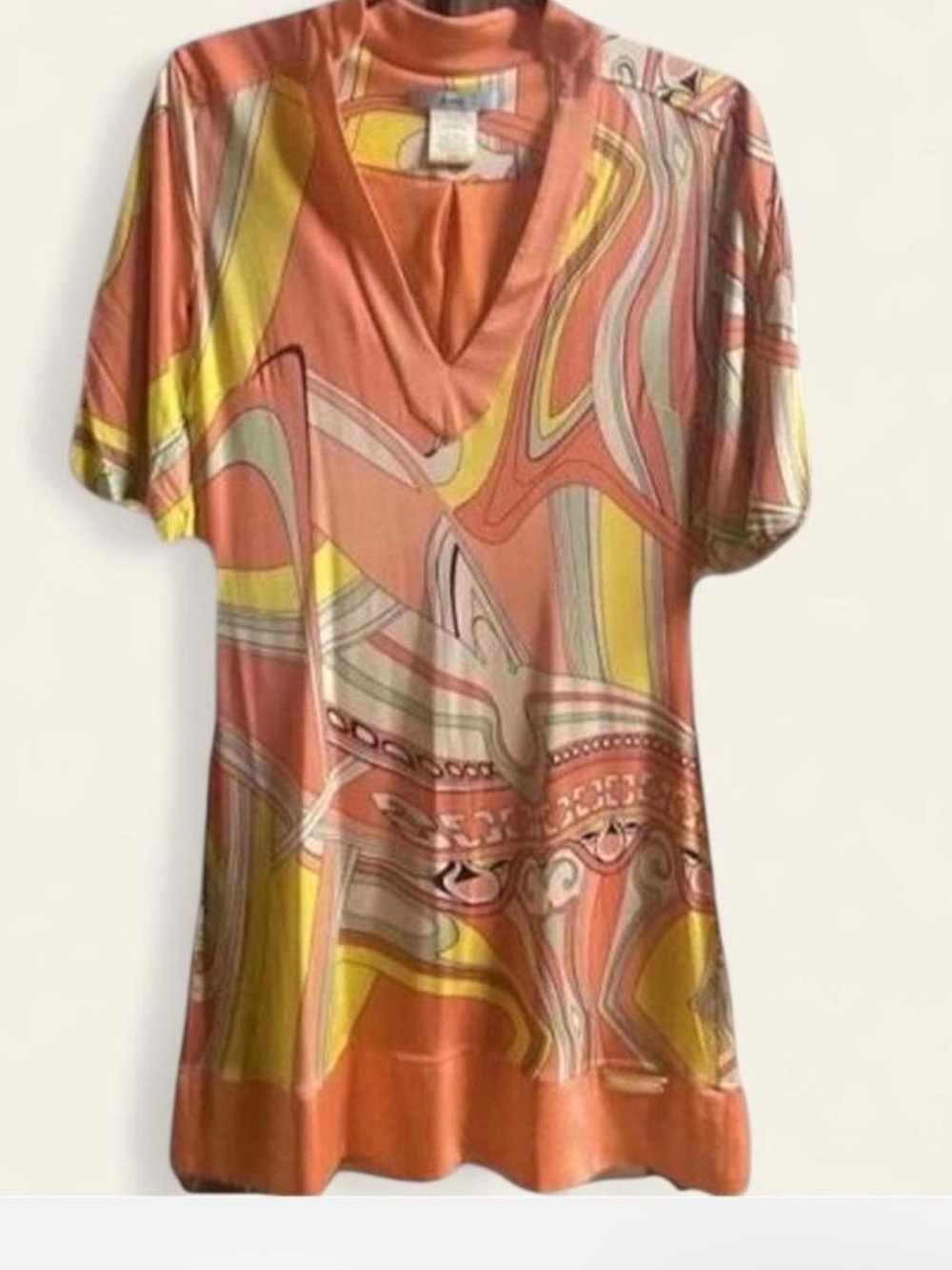 GUESS by Marciano Coral
Yellow Geometric Low V Neck A-line Dress Large